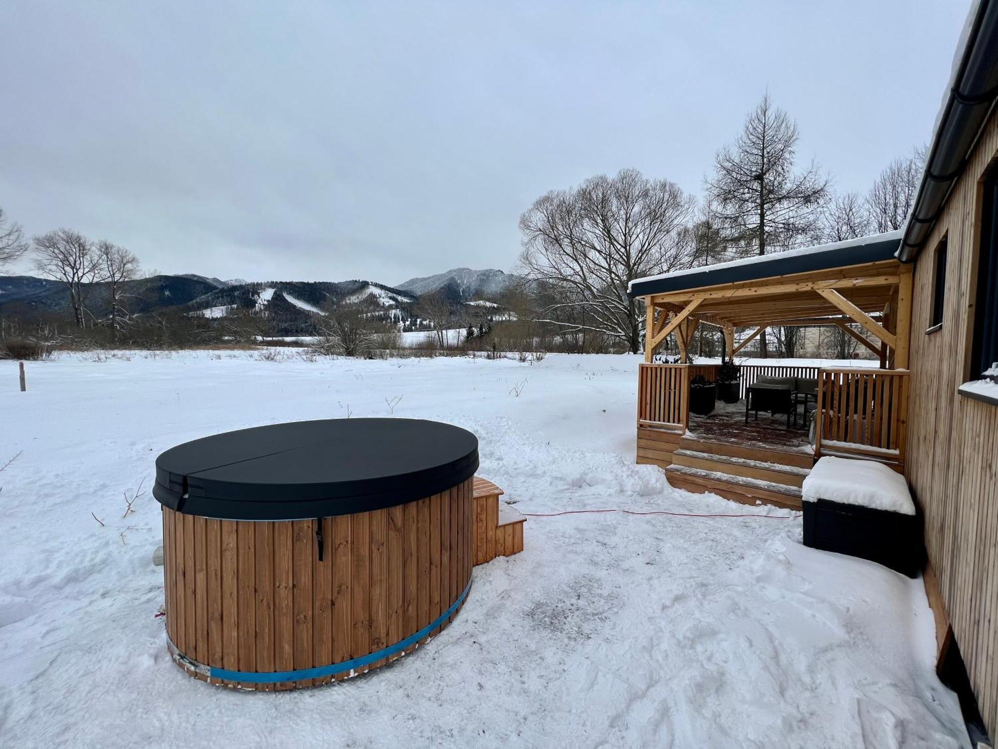 Apartmán Domcek Pod Vezami S Virivkou A Grilom, Pri Termalnom Kupalisku Liptovský Ján Exteriér fotografie